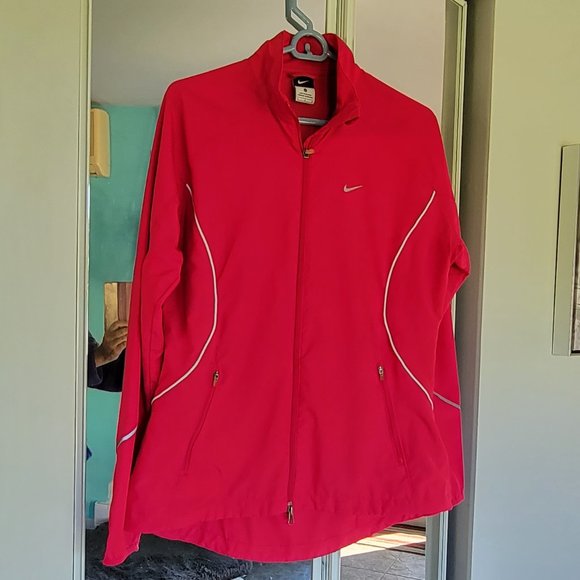 Nike sport jacket - Picture 1 of 4